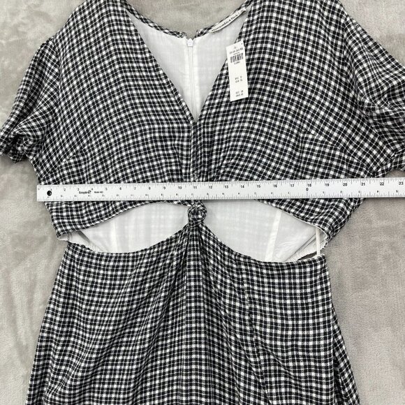 Abercrombie & Fitch Black and White Checkered Midi Dress - Picture 12 of 16